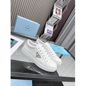 $89.00,Prada Enameled metal triangle logo Brushed Leather Low Top Sneaker Unisex # 265332