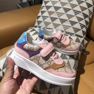 $75.00,Gucci Canvas Leather Sneaker For Kids # 266075