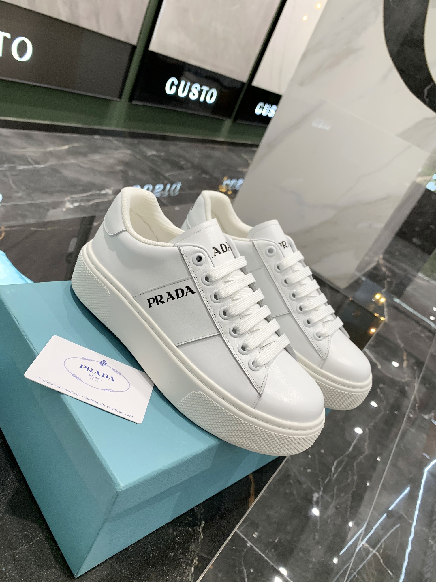 Prada contrasting colored side stripe Low top Sneaker Unisex # 265328