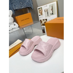 $67.00,Louis Vuitton Pool 55 Flat Comfort Mule For Women # 269092