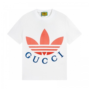 $26.00,Gucci Short Sleeve T Shirts Unisex # 269270