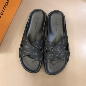 $65.00,Louis Vuitton Slippers For Men # 269732