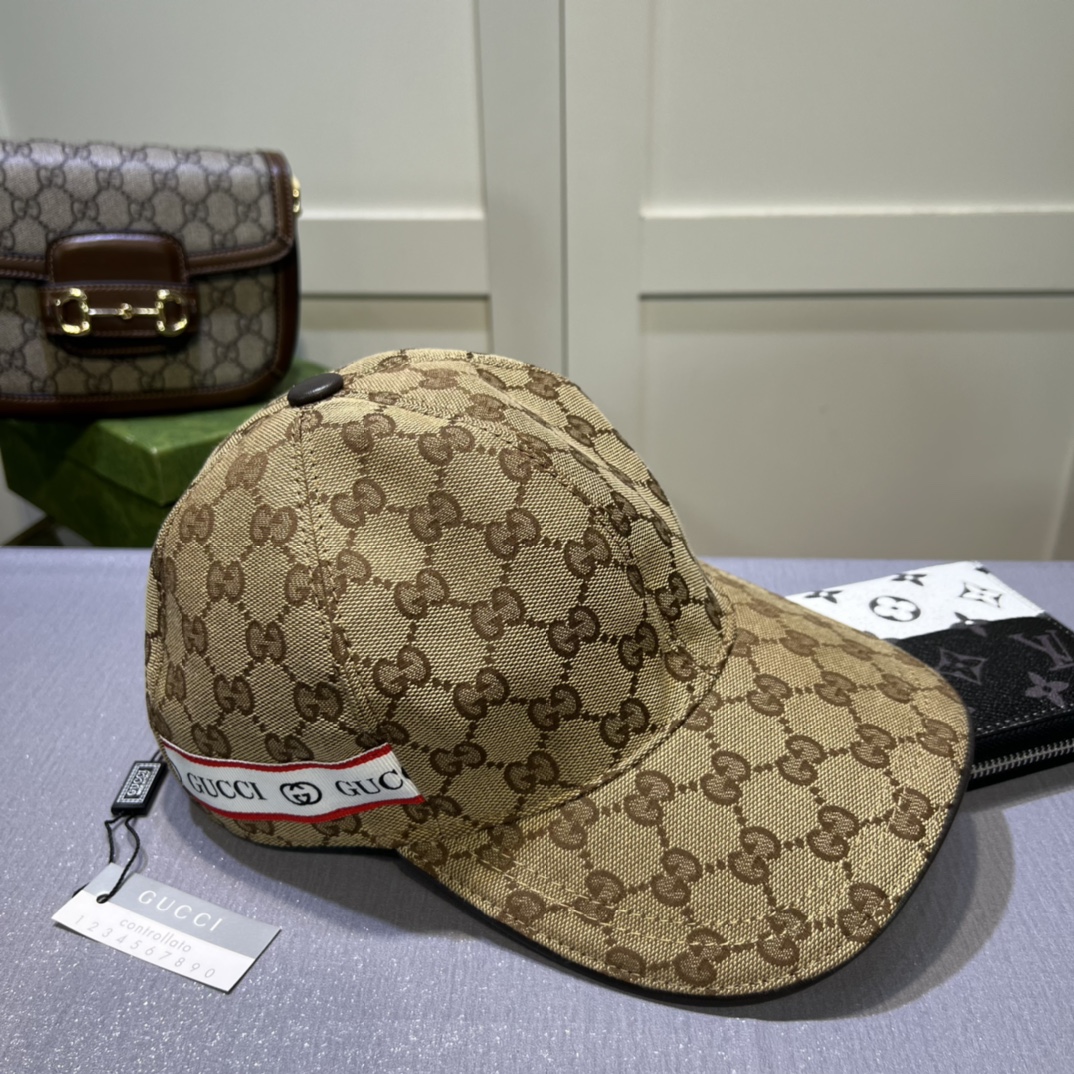 Gucci Snapback Hats Unisex # 268285