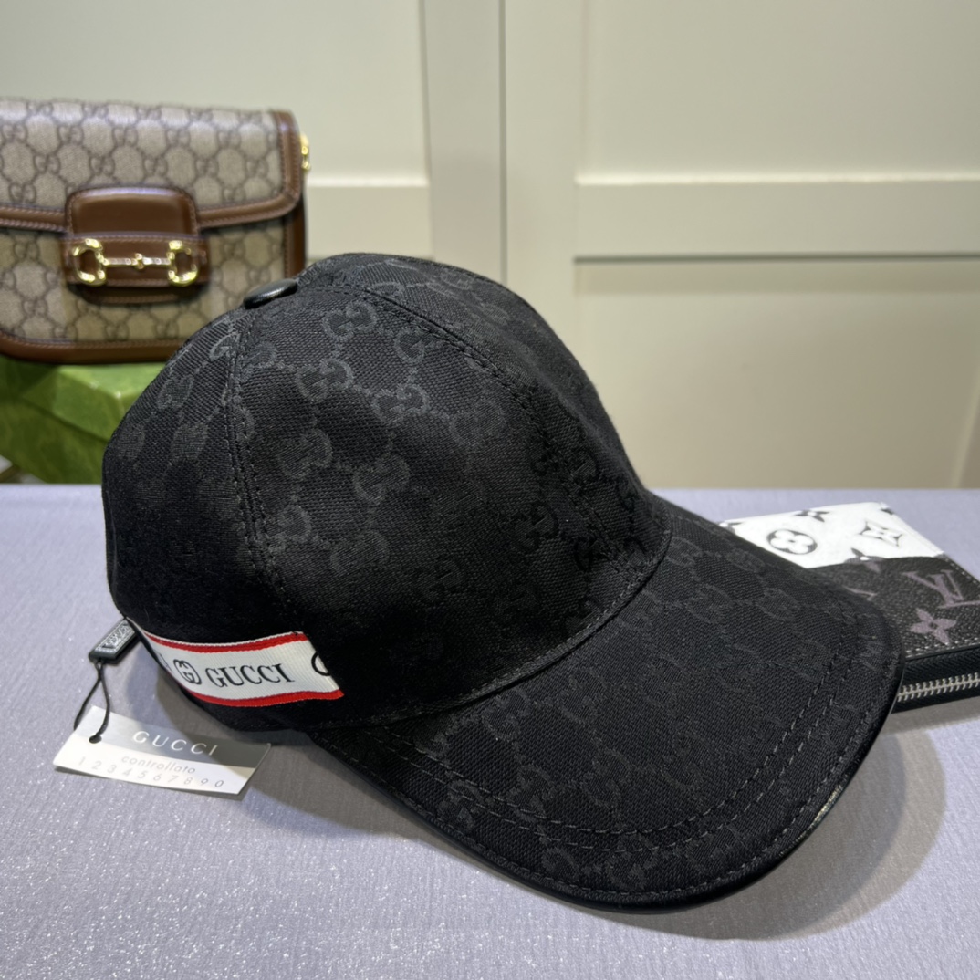 Gucci Snapback Hats Unisex # 268286