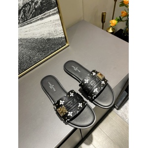 $55.00,Louis Vuitton Slides For Women # 271496