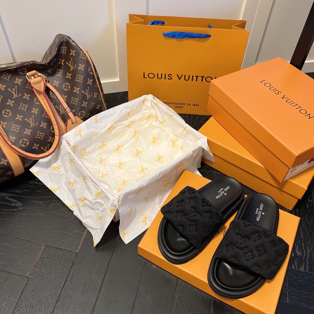 Louis Vuitton Pool Pillow Flat Comfort Mule For Women # 271424