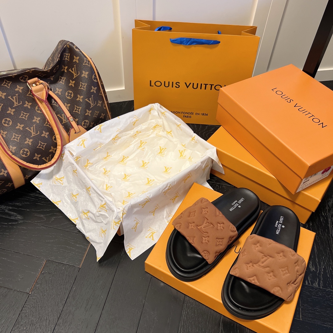 Louis Vuitton Pool Pillow Flat Comfort Mule For Women # 271425