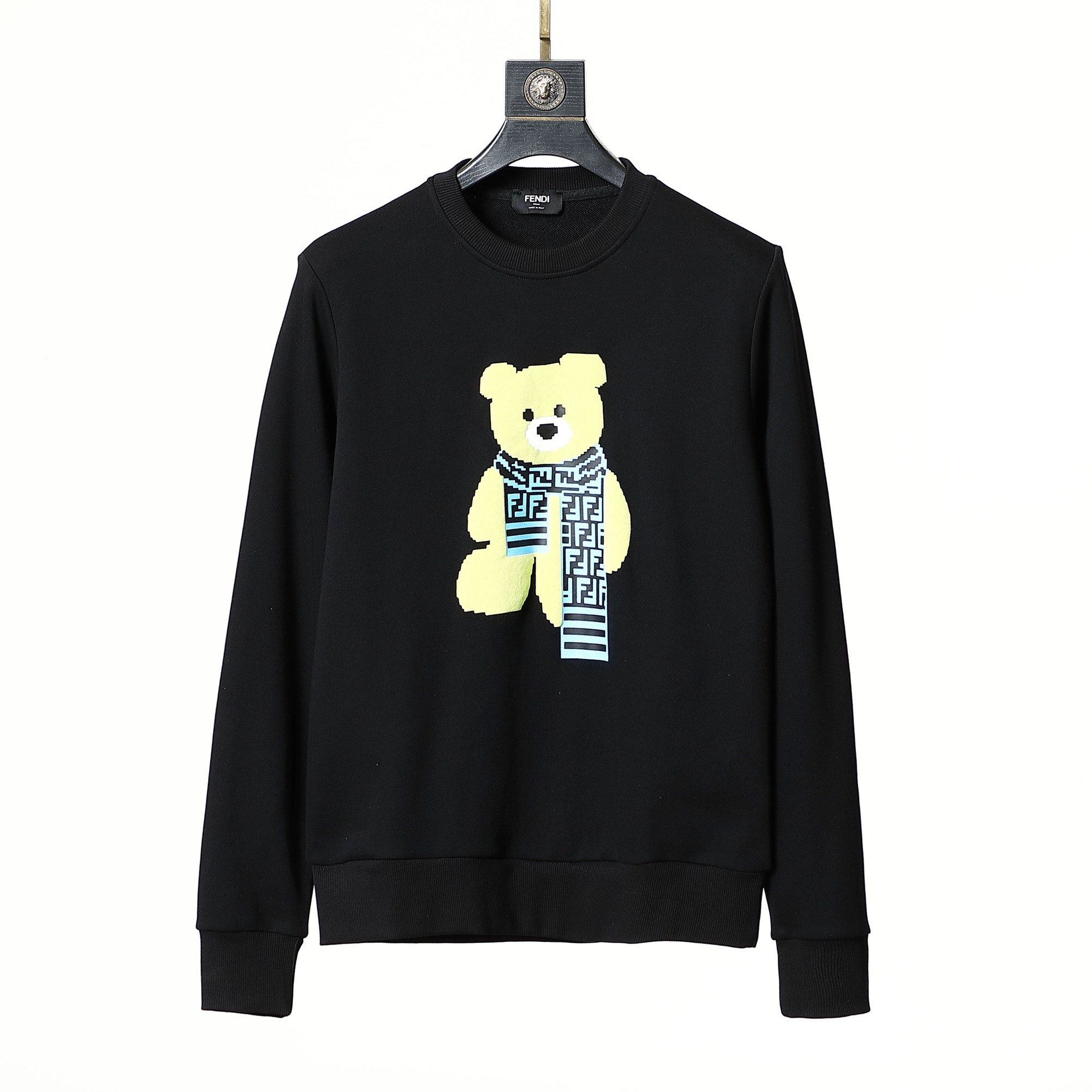 Fendi Sweatshirts For Men in 271645