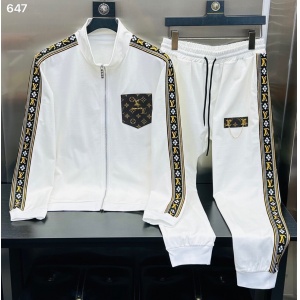 $85.00,Louis Vuitton Tracksuits Unisex # 271955