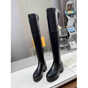 $109.00,Louis Vuitton Knee High Boots For Women # 272806