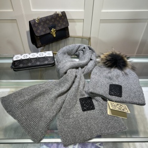 $39.00,Loewe Wool Hat And Scarf Set Unisex # 273395