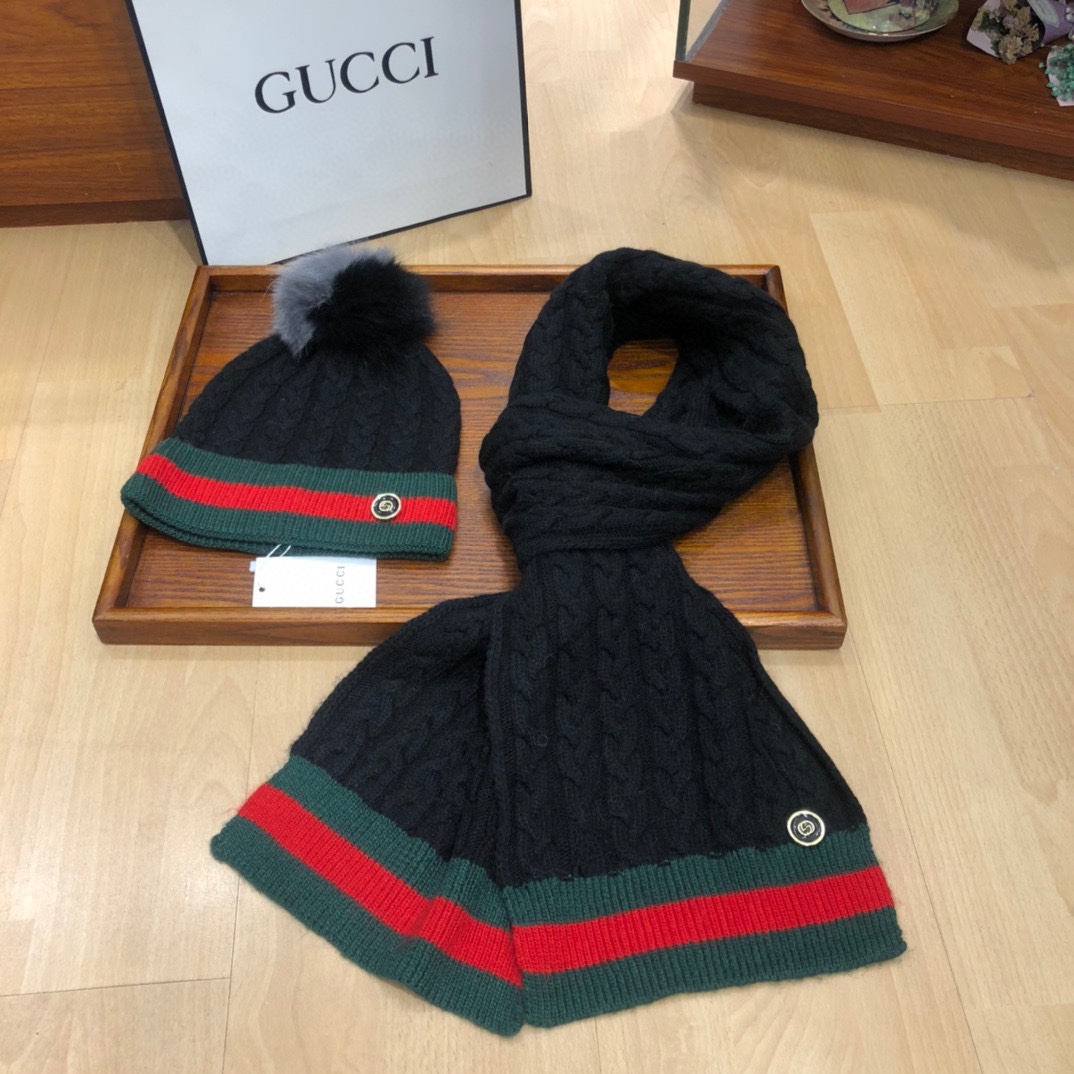 Gucci Wool Hat And Scarf Set Unisex # 273232