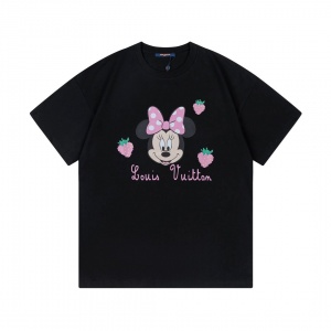 $35.00,Louis Vuitton Short Sleeve T Shirts For Men # 274777