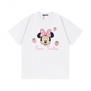 $35.00,Louis Vuitton Short Sleeve T Shirts For Men # 274778