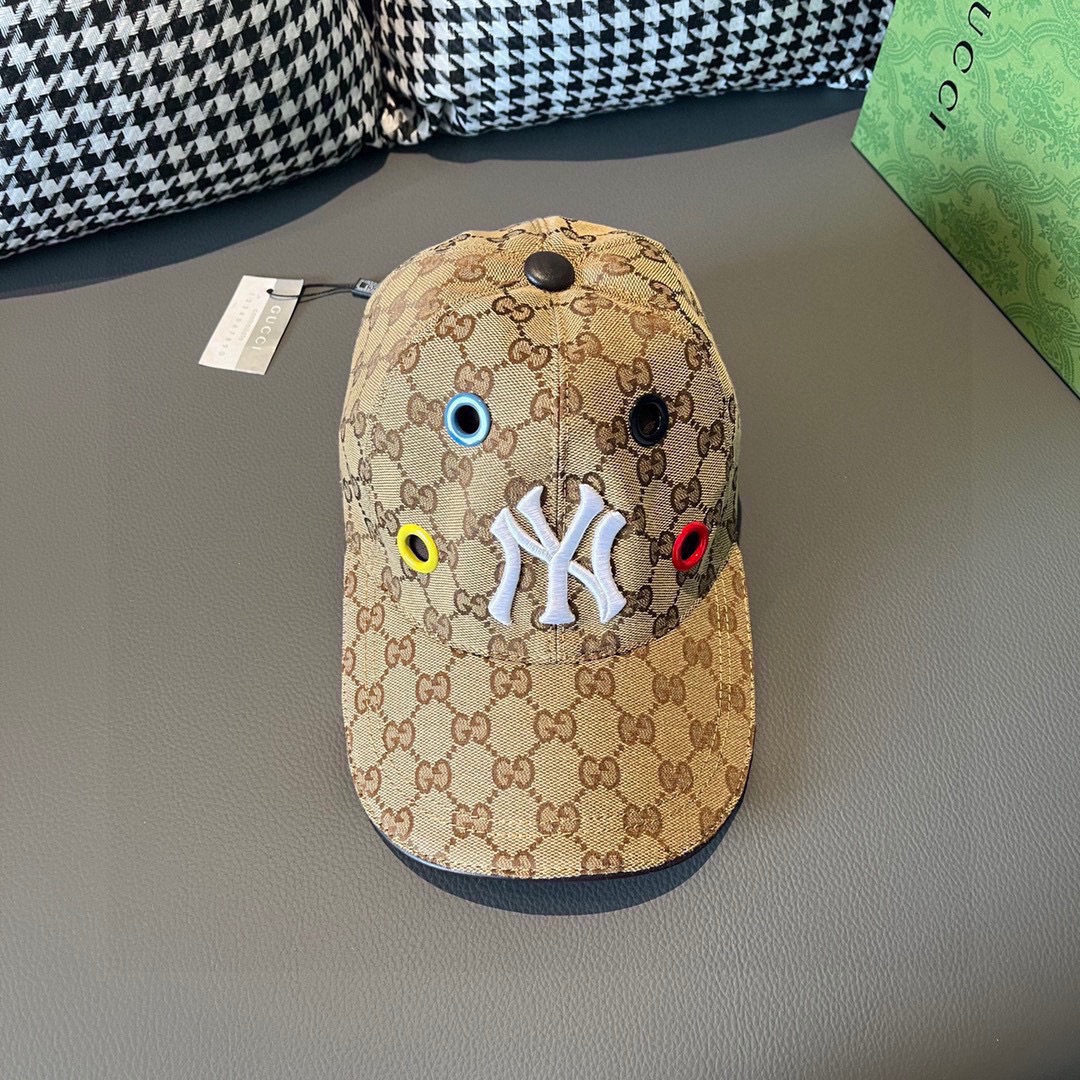 Gucci Snapback Hats Unisex # 276361