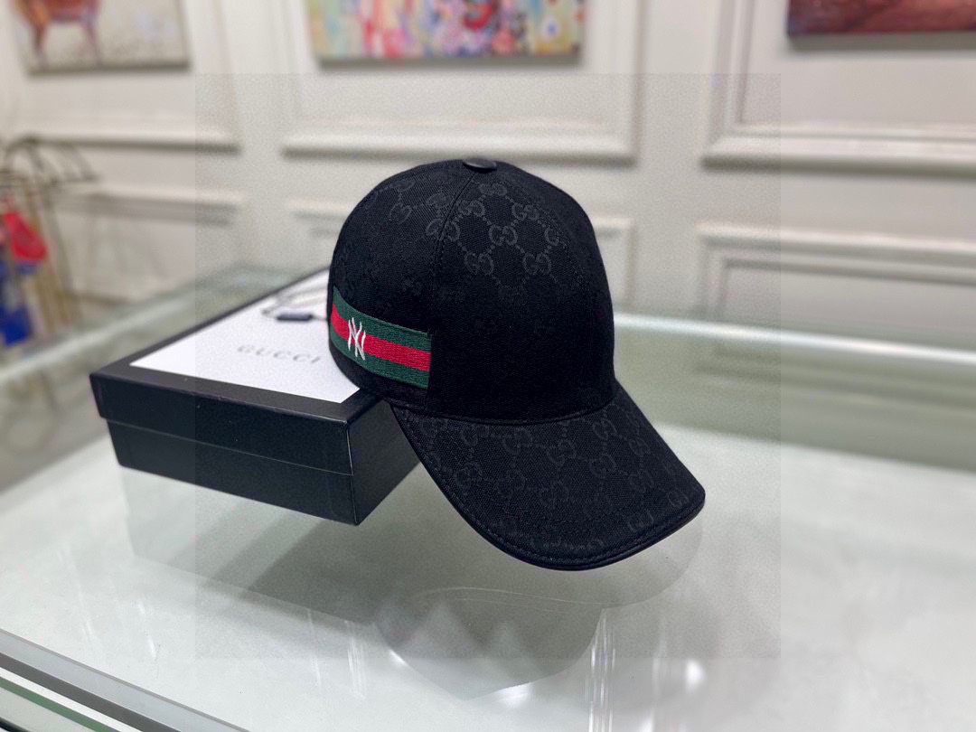 Gucci Snapback Hats Unisex # 276403
