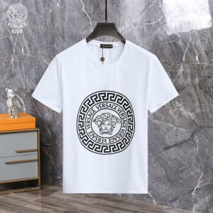 $26.00,Versace Short Sleeve Crew Neck T Shirts For Men # 278979