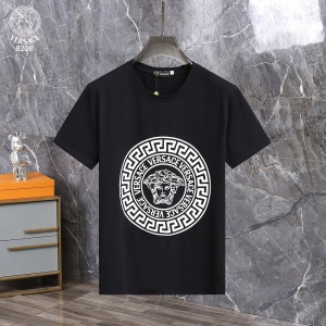 $26.00,Versace Short Sleeve Crew Neck T Shirts For Men # 278980