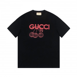 $35.00,Gucci Short Sleeve T Shirts For Men # 279714