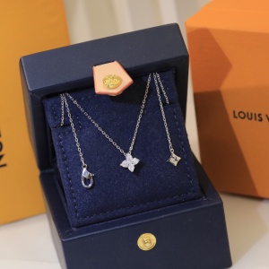 $27.00,Louis Vuitton Necklace For Women # 279997