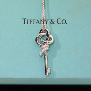 $27.00,Tiffany Necklace For Women # 279998