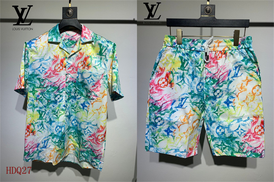 Louis Vuitton Multicolored Crayon Logo Monogram Short Sleeve Shirt And Short For Men # 279413