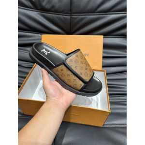 $55.00,Louis Vuitton Slipper For Men # 280410