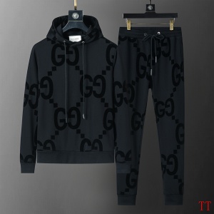 $82.00,Gucci Tracksuits For Men # 281577