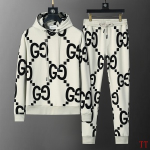 $82.00,Gucci Tracksuits For Men # 281578