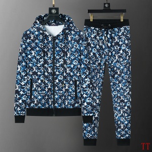 $82.00,Louis Vuitton Tracksuits For Men # 281600