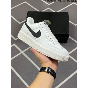 $85.00,Air Force One Sneaker Unisex # 282429