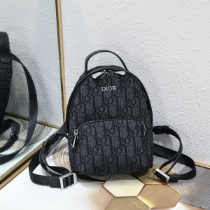 $90.00,Dior Backpacks  # 282543