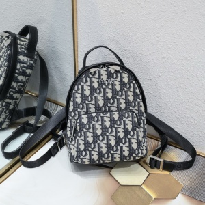 $90.00,Dior Backpacks  # 282544