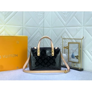 $75.00,Louis Vuitton Handbag For Women # 282609