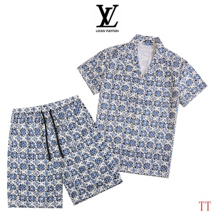 $52.00,Louis Vuitton Shirt&Short Set For Men # 283259