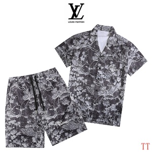 $52.00,Louis Vuitton Shirt&Short Set For Men # 283261