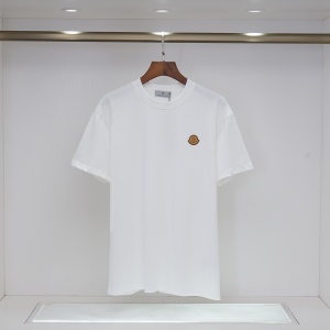 $27.00,Moncler Short Sleeve T Shirts For Men # 283552