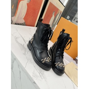 $85.00,Louis Vuitton  Heel Boots For Women # 283920