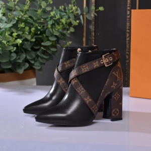 $82.00,Louis Vuitton Heel Boots For Women # 283922