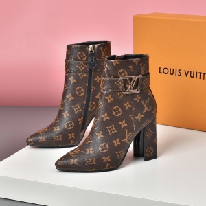 $82.00,Louis Vuitton Heel Boots For Women # 283926