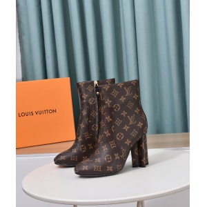 $82.00,Louis Vuitton Heel Boots For Women # 283931