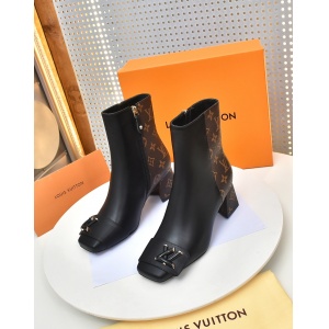 $82.00,Louis Vuitton Heel Boots For Women # 283932