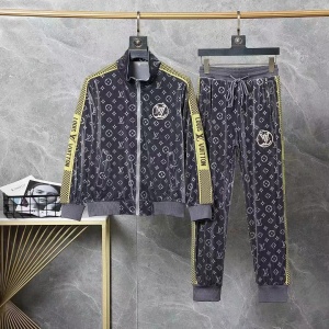 $85.00,Louis Vuitton Tracksuits For Men # 284187