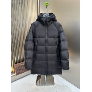 $175.00,Moncler Coat Down Jackets For Men # 284414