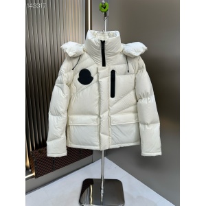 $175.00,Moncler Down Jackets For Men # 284417