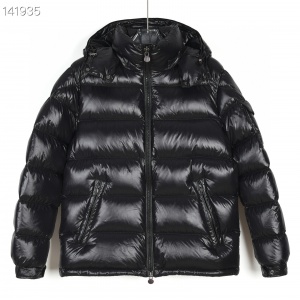 $175.00,Moncler Down Jackets For Men # 284427