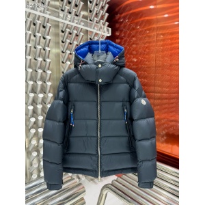 $175.00,Moncler Down Jackets For Men # 284451