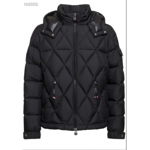 $175.00,Moncler Down Jackets For Men # 284456