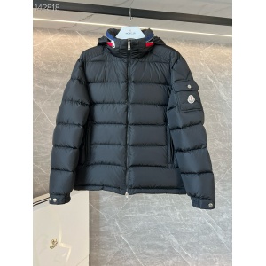 $175.00,Moncler Down Jackets For Men # 284461