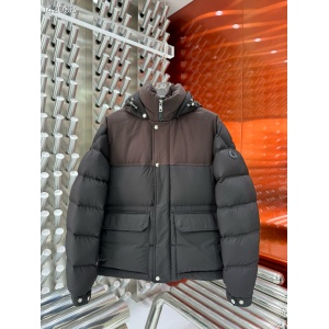 $175.00,Moncler Down Jackets For Men # 284492